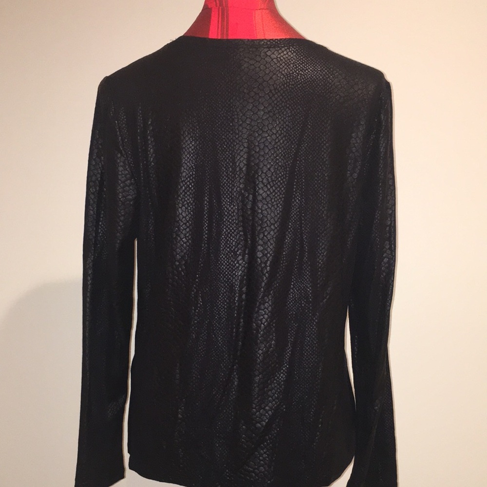 INC International Concepts Black Alligator Print Top. - Picture 3 of 6